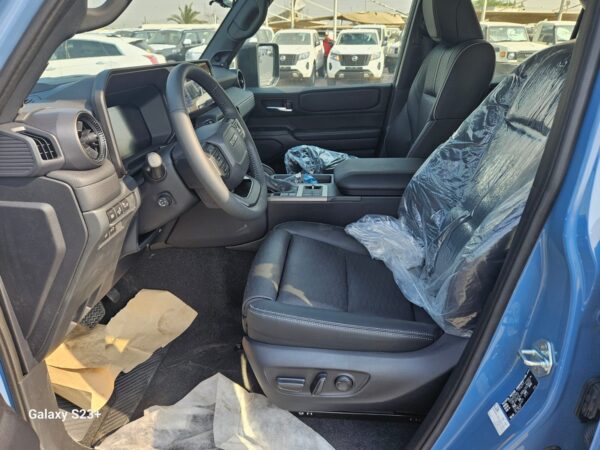Toyota Prado 2.8L Diesel Full Options Europe Specs Without Sunroof - Image 5