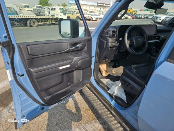 Toyota Prado 2.8L Diesel Full Options Europe Specs Without Sunroof - Image 3