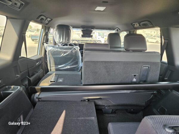 Toyota Prado 2.8L Diesel Full Options Europe Specs Without Sunroof - Image 28