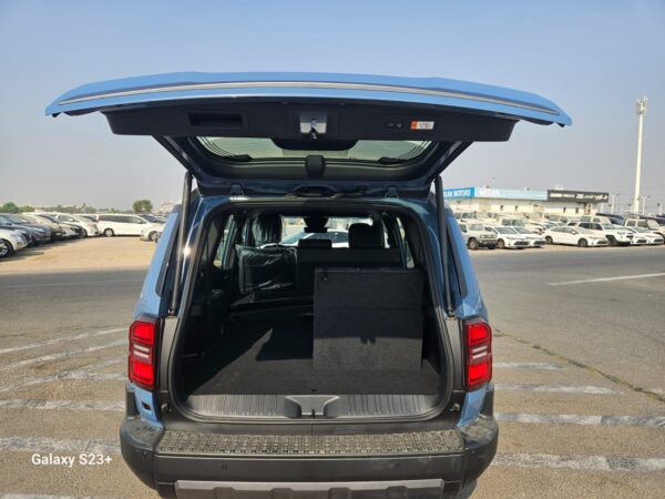 Toyota Prado 2.8L Diesel Full Options Europe Specs Without Sunroof - Image 21