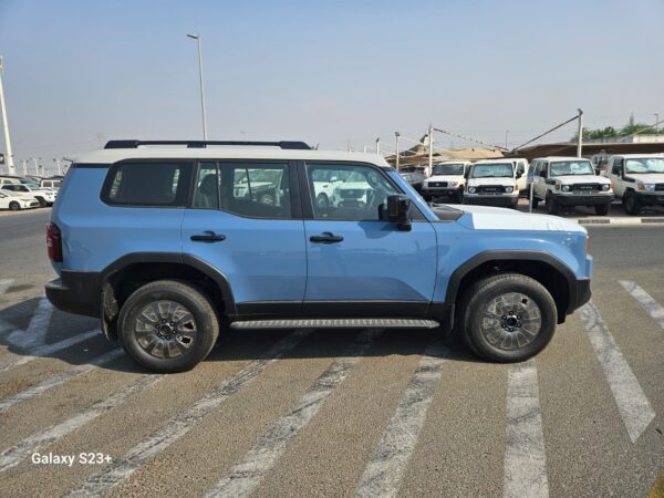 Toyota Prado 2.8L Diesel Full Options Europe Specs Without Sunroof - Image 18
