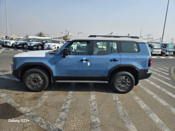 Toyota Prado 2.8L Diesel Full Options Europe Specs Without Sunroof - Image 17