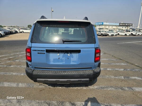 Toyota Prado 2.8L Diesel Full Options Europe Specs Without Sunroof - Image 16