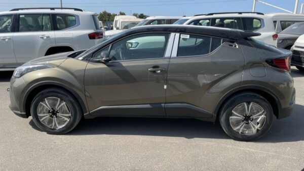 2022 Toyota CHR 1.2T Petrol AWD Euro Spec - Image 3