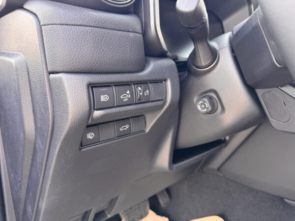 Toyota Prado - Image 35