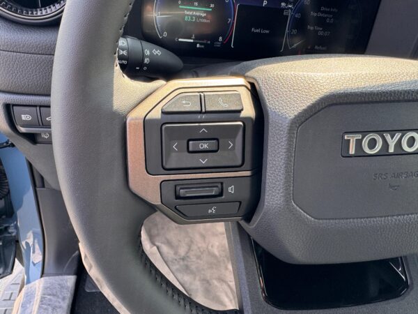 Toyota Prado - Image 37