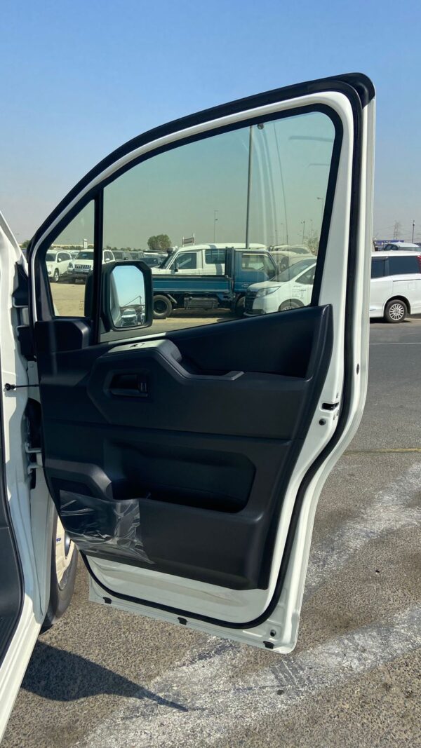 2025 Toyota Hiace Cargo 3.5L swing door Standard Roof - Image 17