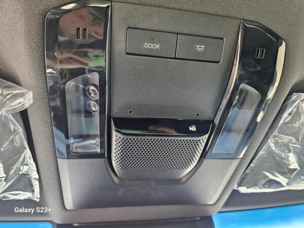 TOYOTA PRADO LC250 2.4L TURBO PETROL WITHOUT SUNROOF - Image 10