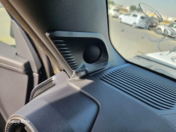 TOYOTA PRADO LC250 2.4L TURBO PETROL WITHOUT SUNROOF - Image 9