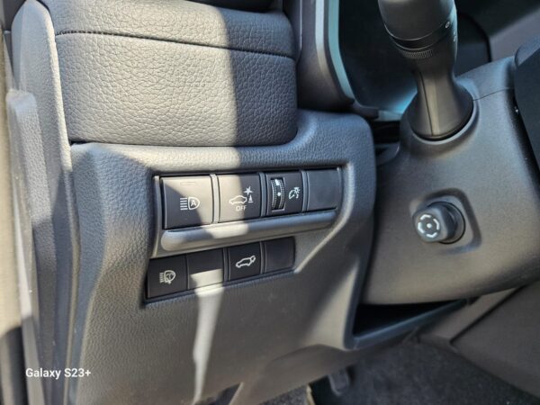 TOYOTA PRADO LC250 2.4L TURBO PETROL WITHOUT SUNROOF - Image 5
