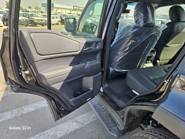 TOYOTA PRADO LC250 2.4L TURBO PETROL WITHOUT SUNROOF - Image 26