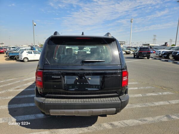 TOYOTA PRADO LC250 2.4L TURBO PETROL WITHOUT SUNROOF - Image 20